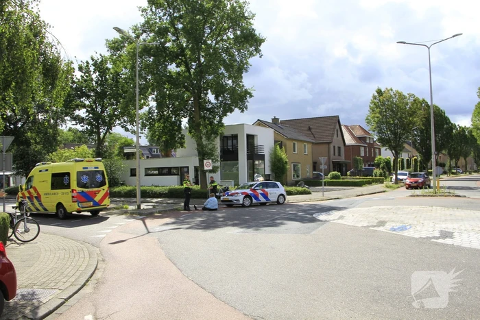 Fietser aangereden op rotonde