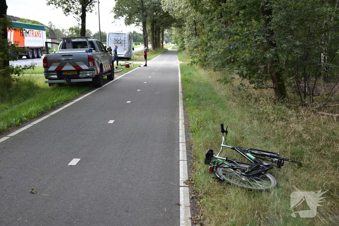 Kind geschept door camper op oversteekplaats