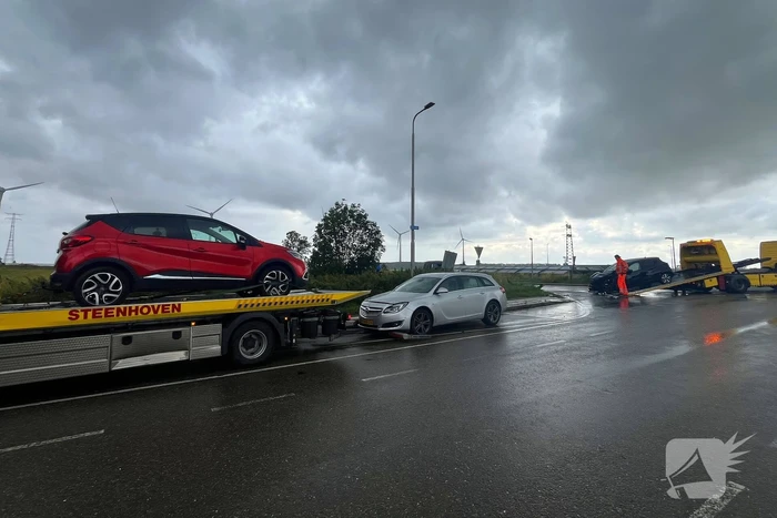 Twee voertuigen zwaar beschadigd na ongeval