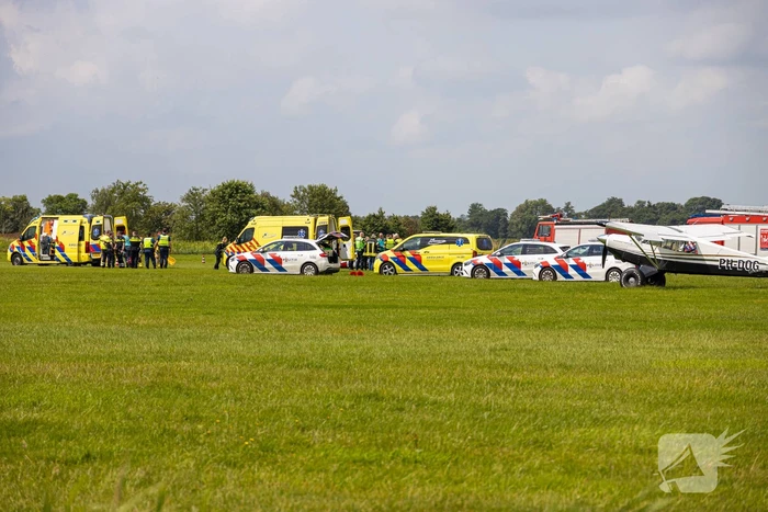Sportvliegtuig neergestort bij vliegveld