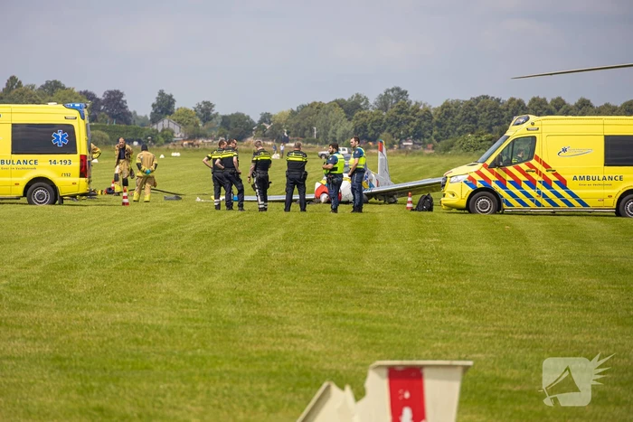 Sportvliegtuig neergestort bij vliegveld