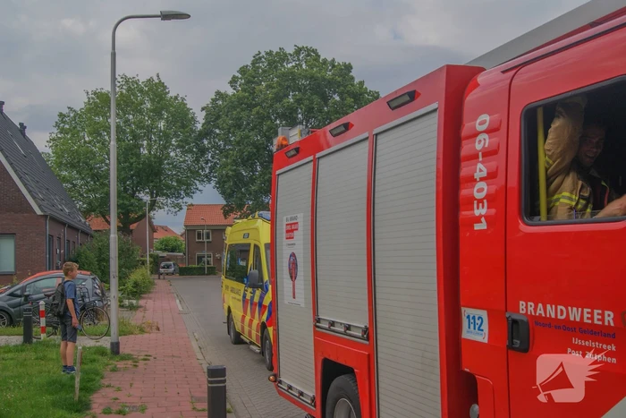 Steekvlam in keuken, buurman blust