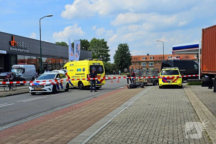 Scooterrijder gewond bij verkeersongeval