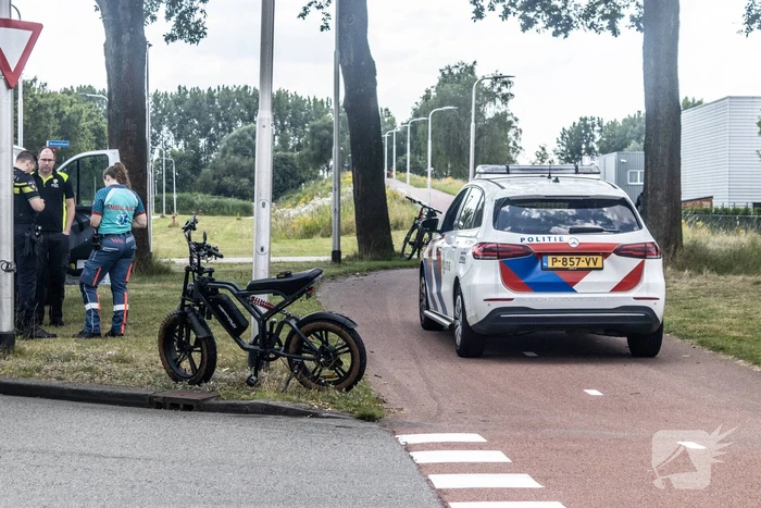 Fatbiker aangereden door bestuurder bestelbus