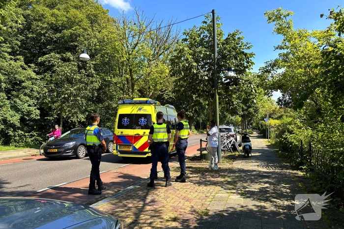 Scooterrijder gaat onderuit met deelscooter