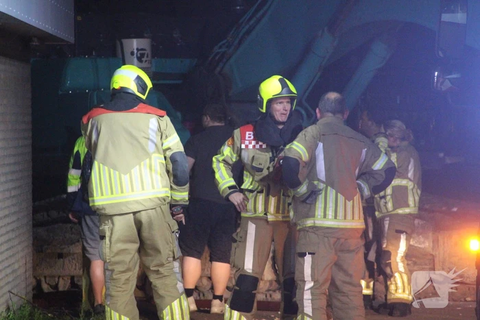 Schuur verwoest door uitslaande brand
