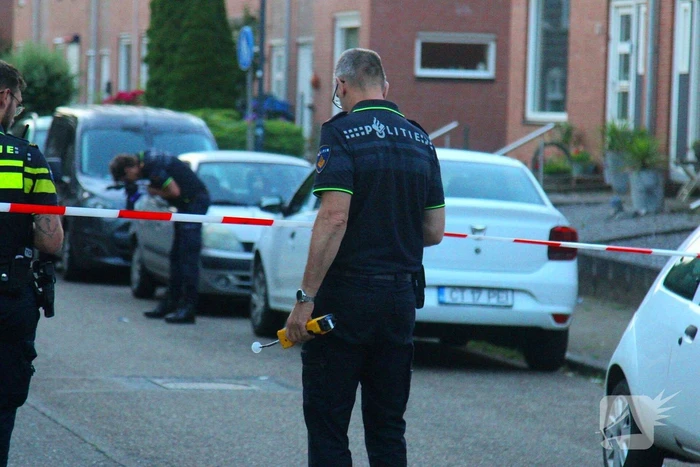 Gezin opgeschrikt door explosie tegen gevel