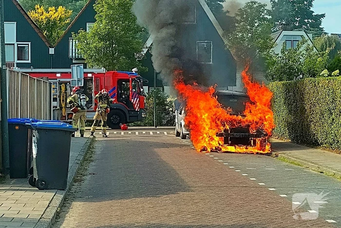 brand ds.j.p.tazelaarlaan weesp