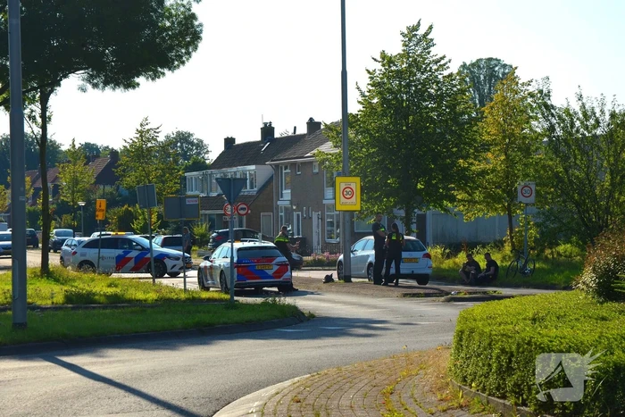 Fietser zwaargewond bij aanrijding met auto