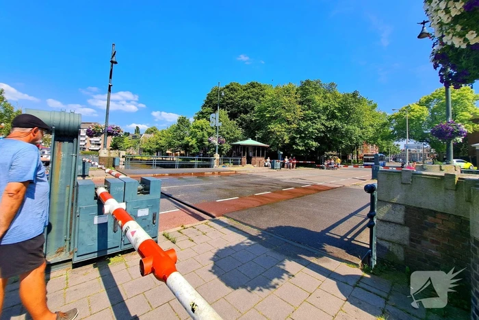 Brug in storing door warmte