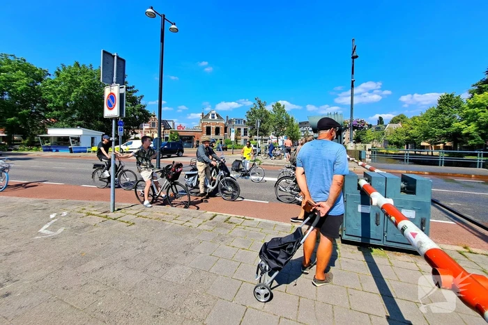 Brug in storing door warmte