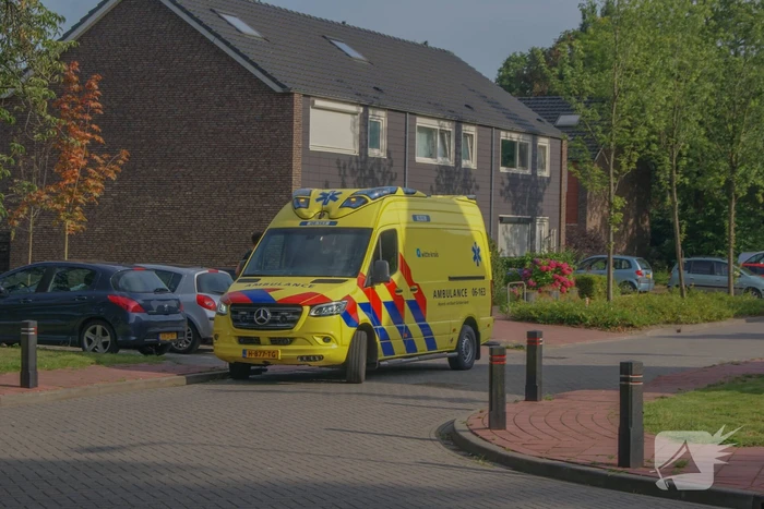 Fietser rijdt tegen openslaande autodeur