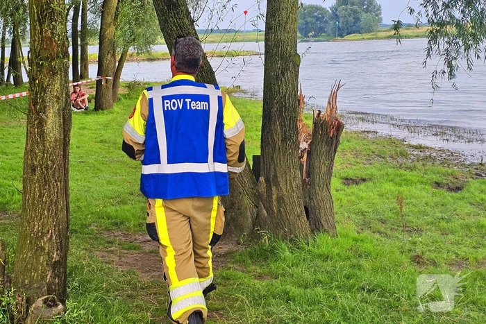 Geredde 18-jarige drenkeling alsnog overleden