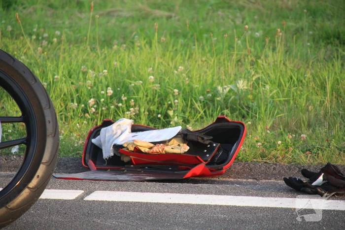 Motorrijder gewond na valpartij, weg afgesloten