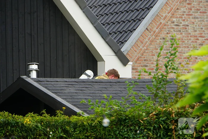 Buren ontdekken brand en slaan alarm