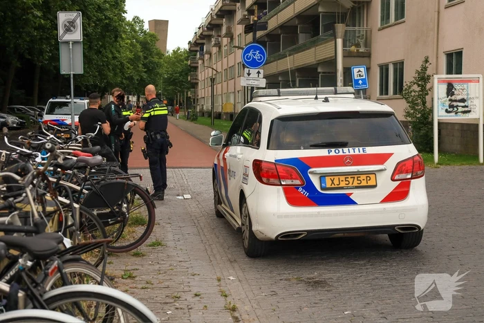 Politie doet onderzoek naar steekincident