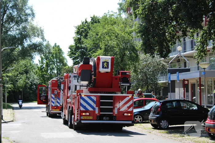 Hulpdiensten ingezet voor woningbrand