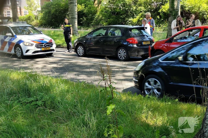 Drie voertuigen betrokken bij kop-staartbotsing