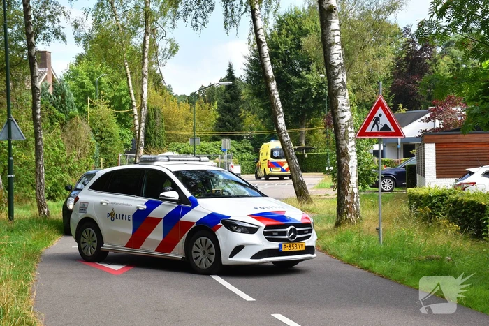 Gewond Persoon naast mountainbike aangetroffen op wegdek
