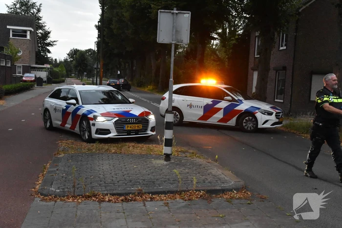 Motorrijder en scooterrijder botsen op elkaar