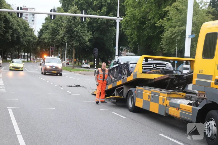 Flinke schade na ongeval op kruising