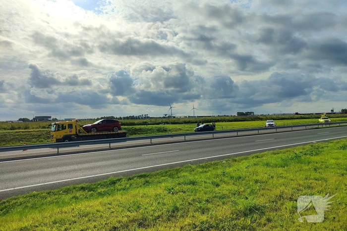 Voertuigen afgesleept na kop-staartbotsing