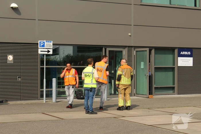 Rookontwikkeling bij ruimtevaartuigenproducent