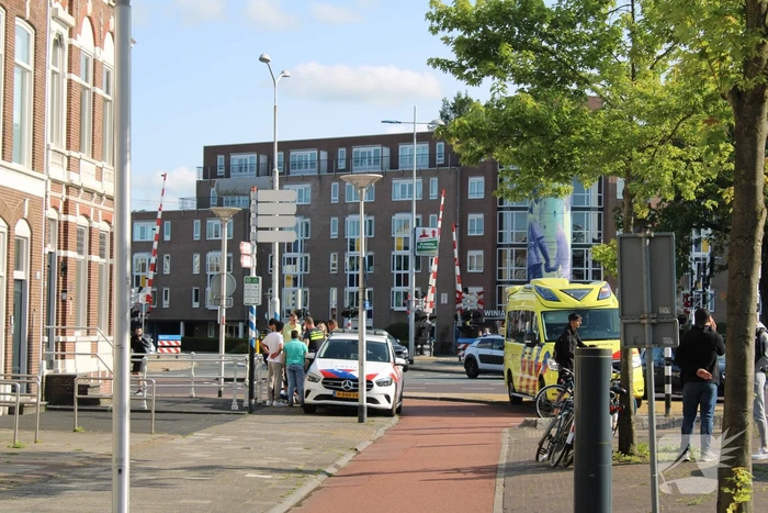 Kopstaart botsing tussen drie voertuigen