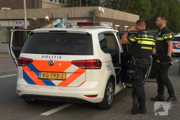 Persoon aangehouden na melding van wapen