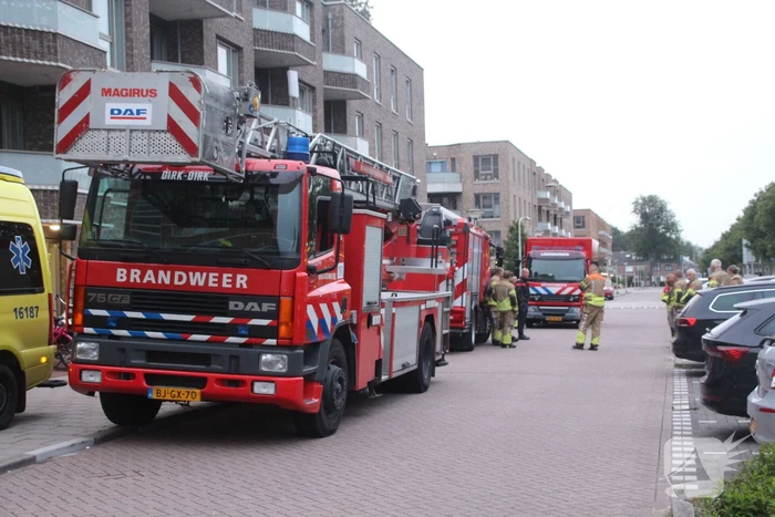 Grote politieinzet bij appartementencomplex