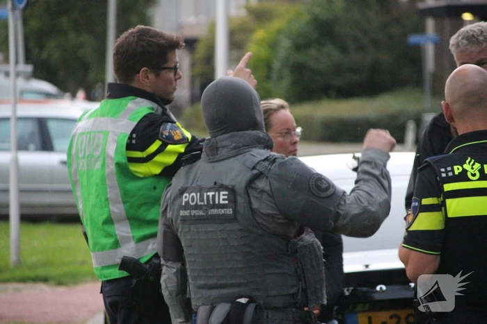 Grote politieinzet bij appartementencomplex