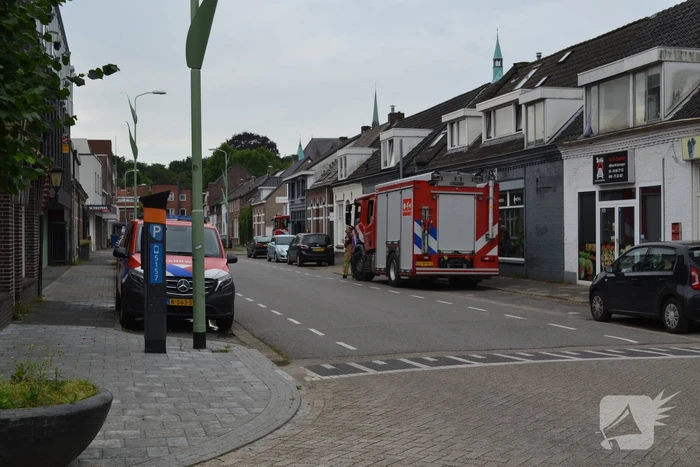 Flinke brand bij autobedrijf