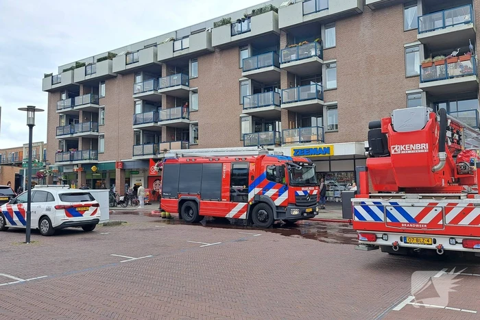 Veel rookontwikkeling door brand op eerste etage