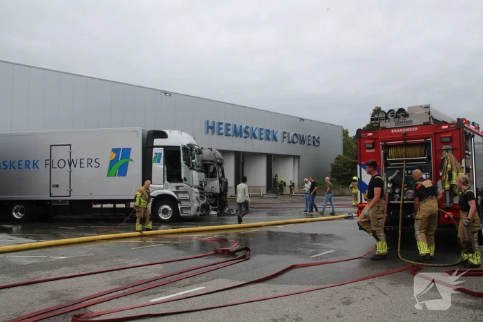 Bedrijf ontruimd door vrachtwagenbrand