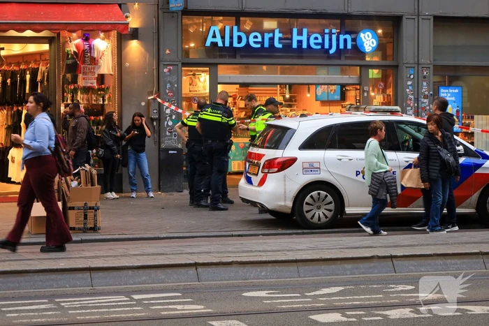 steekincident damrak amsterdam
