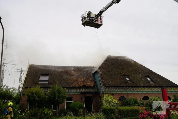 Stolpboerderij verwoest door uitslaande brand