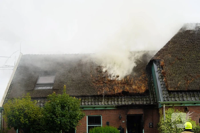 Stolpboerderij verwoest door uitslaande brand