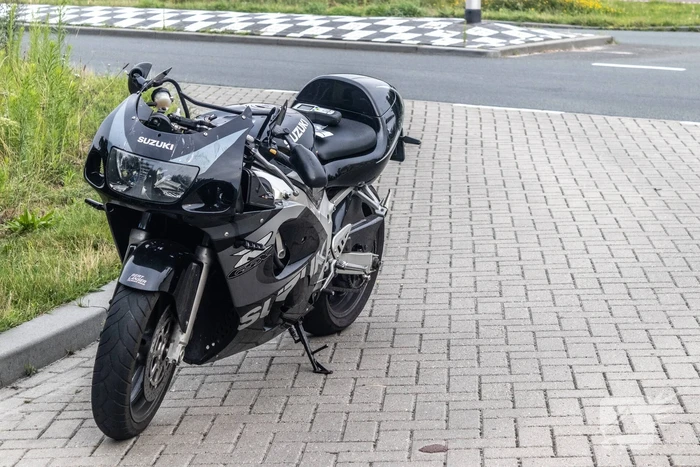 Motorrijder aangereden door automobilist