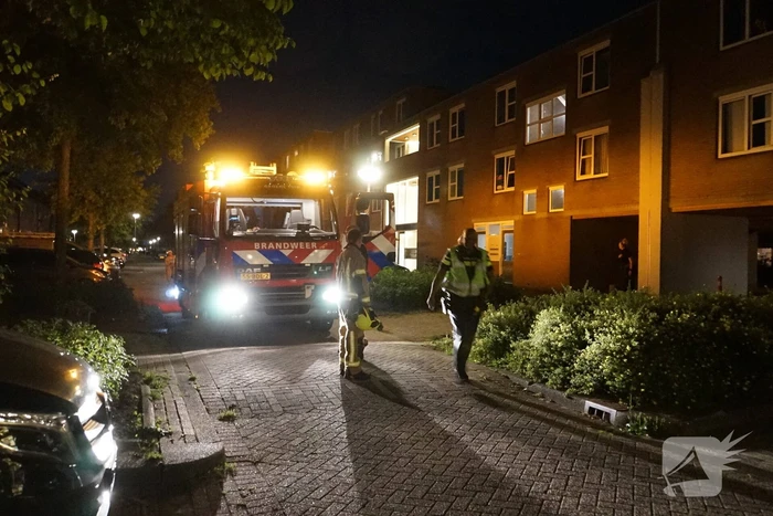 Explosie bij voordeur appartement