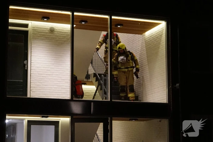 Explosie bij voordeur appartement