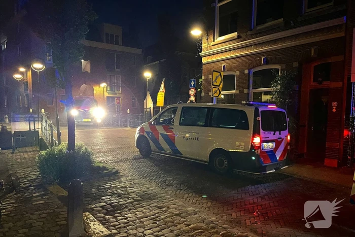 Drenkeling gered danzij oplettende bewoners