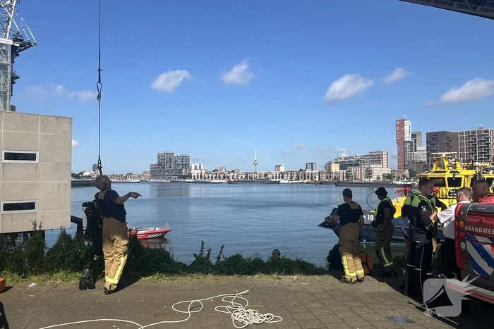 Hulpdiensten groots ingezet voor persoon te water