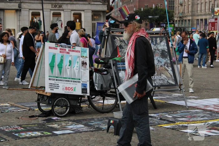 Kleine demonsratie voor free-palestina