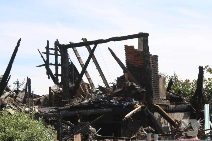 Flinke ravage na verwoestende brand bij stolpboerderij