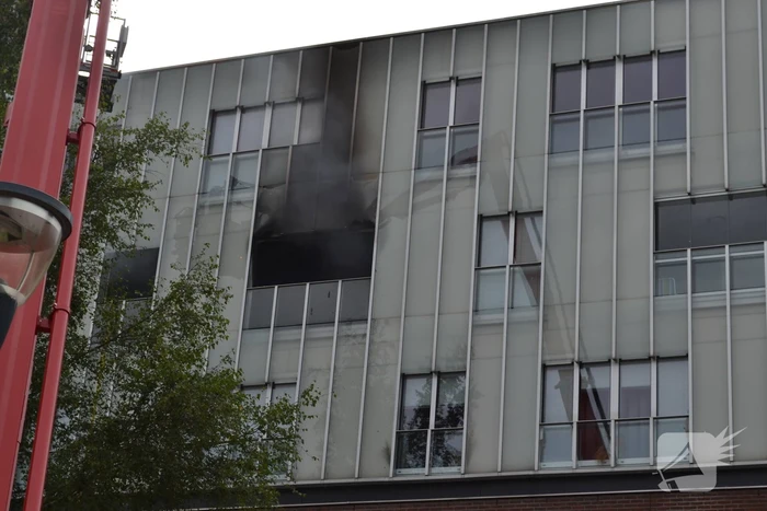 Brand op balkon snel onder controle