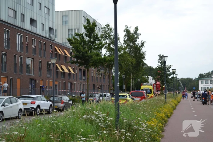 Brand op balkon snel onder controle
