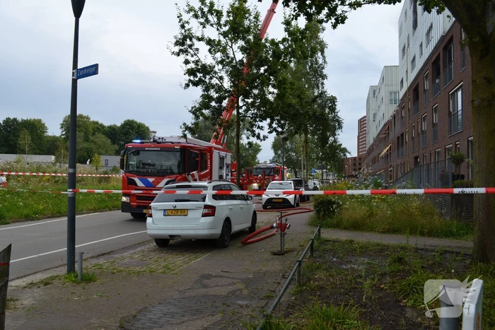 Brand op balkon snel onder controle