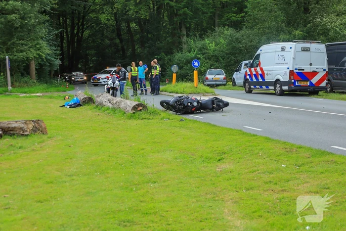 Motorrijder zwaargewond na ongeval