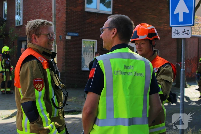 Hulpdiensten groots ingezet voor brandende werkplaats bij fietsenwinkel