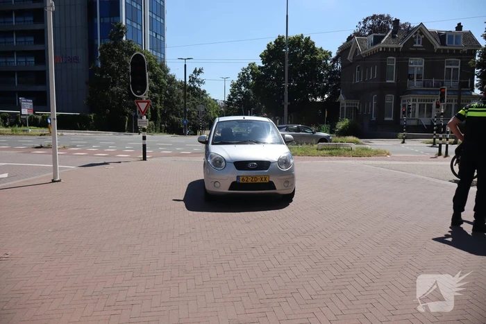 Scooterrijder gewond bij aanrijding met automobilist